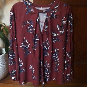 Floral flowy blouse